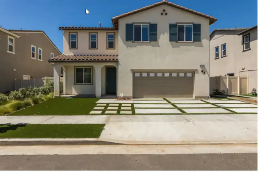 North LA Spacious/Family-Friendly New Home with 5 Bedrooms, 3 Baths, 6 Beds - Image 1