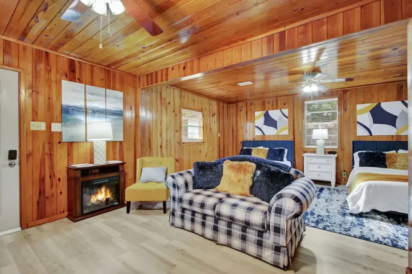Lake Haven Cottage (On Lake Hamilton) - Image 1
