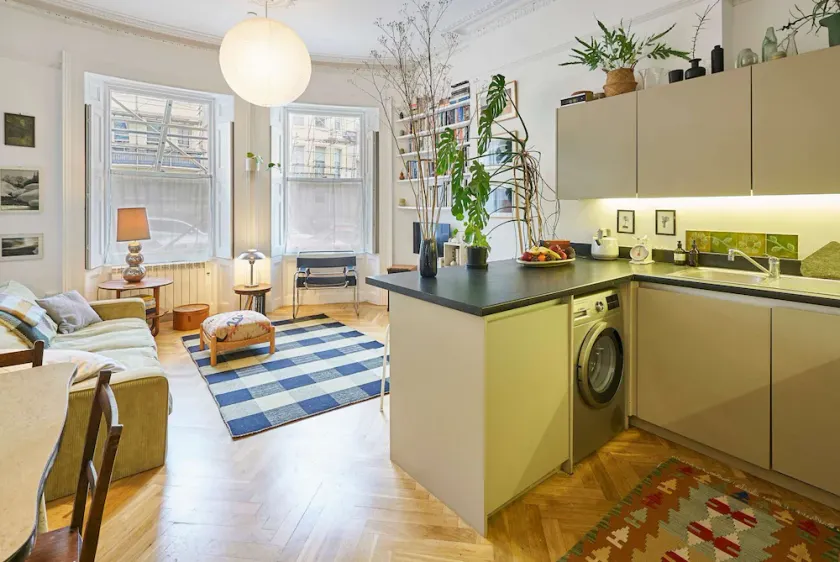 Host & Stay - Brunswick Place Flat - Image 1