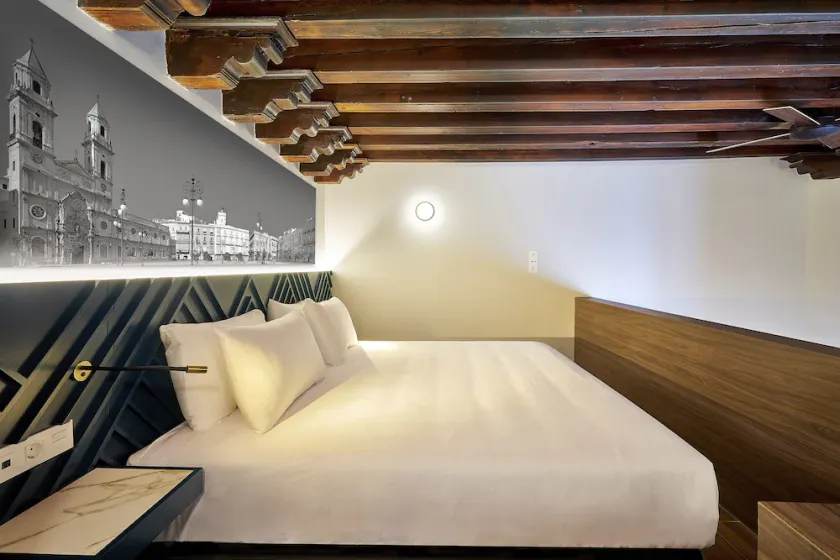 1 bedroom apartment. New. Nearby Plz Spain - Image 1