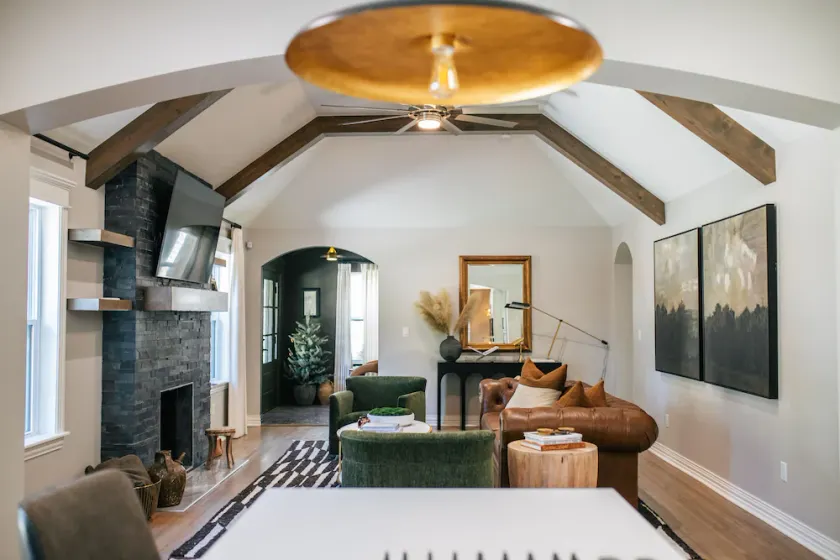 Beautiful, Elegant, Unique, Modern! By Gathering Place, Discovery Lab, & Expo! - Image 1