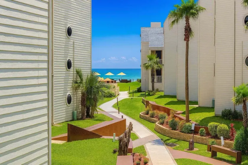 Renovated Beachfront Condo with 2 Pools, Tons of Beds Bahia Mar #426 - Image 1