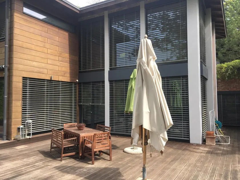 Minimalistic family house on the edge of the woods but 15 min from the city - Image 1