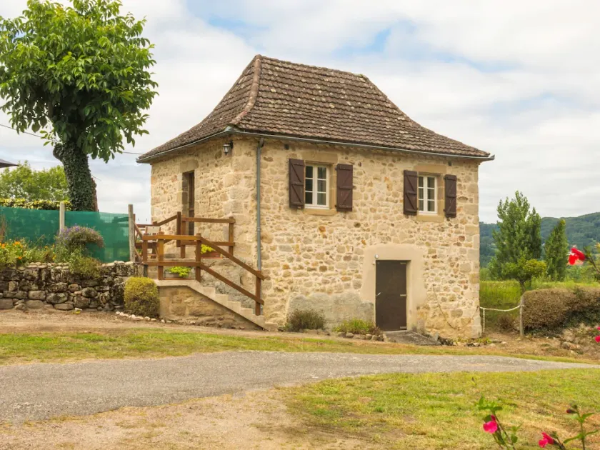 Maisonette i Corrèze | WiFi, TV, terrasse og grill, private grønne områder - Image 1
