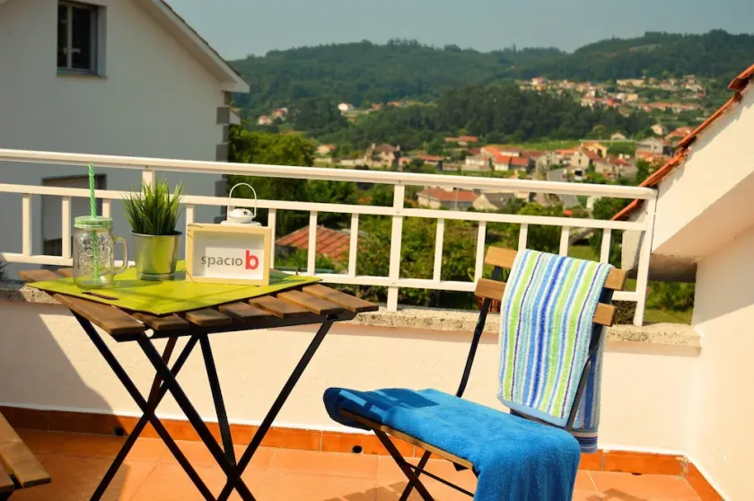 House ideal for large families, in a quiet place, 5 minutes from the beach! - Image 1