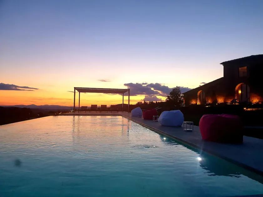 VILLA POGGIO CASTAGNI Infinity Pool 6 km to Pienza - Image 1