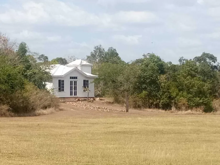 Cozy Cabin at the Steppes Estate - 20 mins from the beach - Image 1