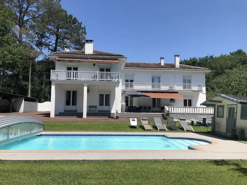 200m² piscine tennis salle de jeux privés 4000m² | Biarritz / Bidart | RDC Villa - Image 1