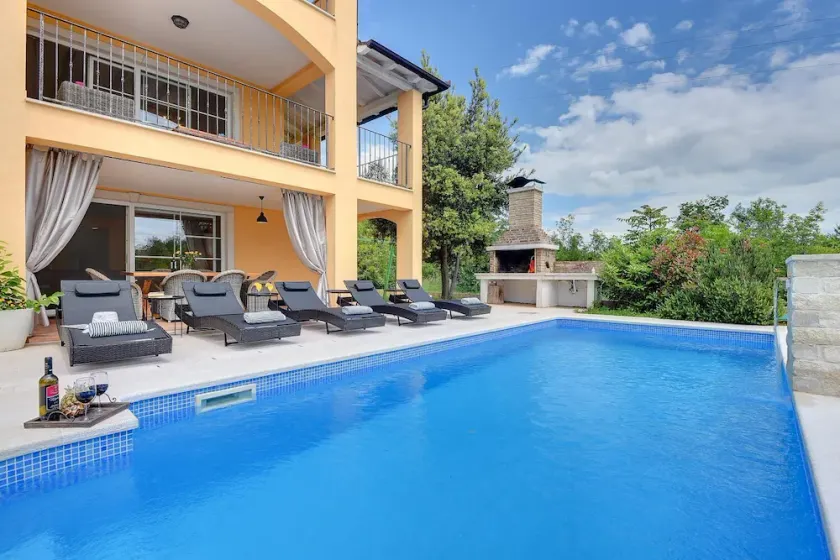 Herrliche Villa mit Privatpool, Whirlpool, Sauna, Gym - Image 1