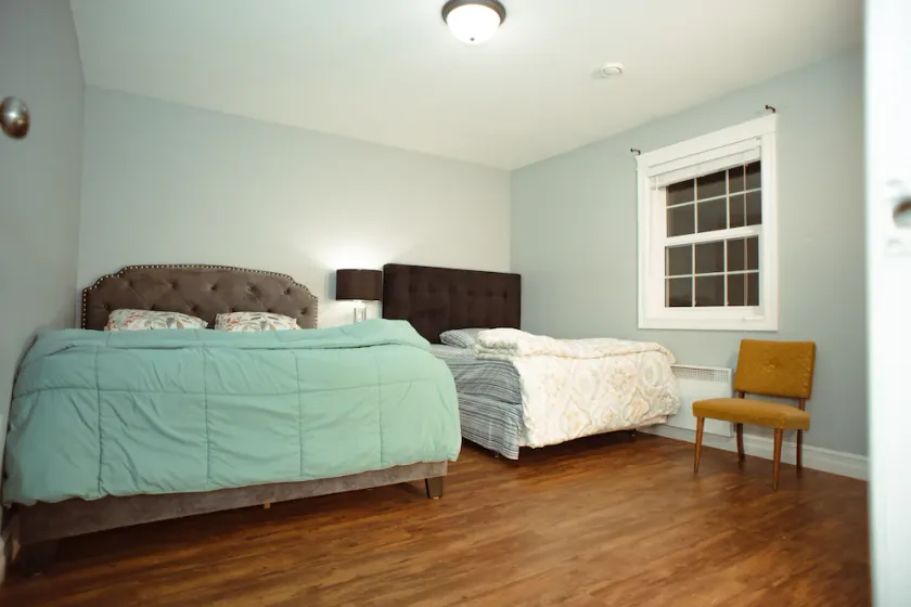 Beautiful 3 Bedroom house - 15 Mins away from Brackley Beach - Image 1