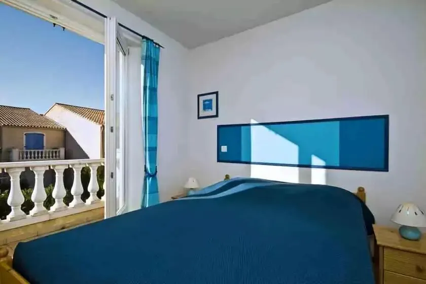 Domaine Le Clos des Oliviers - Standard 5-Room Air-Conditioned Villa for 8 People - Image 1
