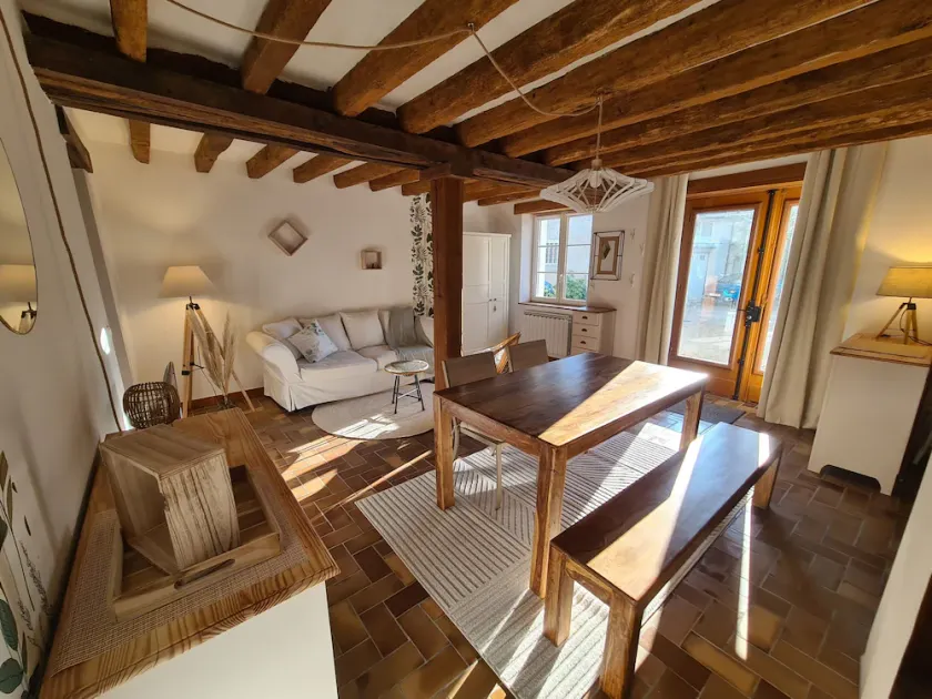 Close to Beauval Zoo and Châteaux, Gîte de la Renardière, Ideal for families - Image 1