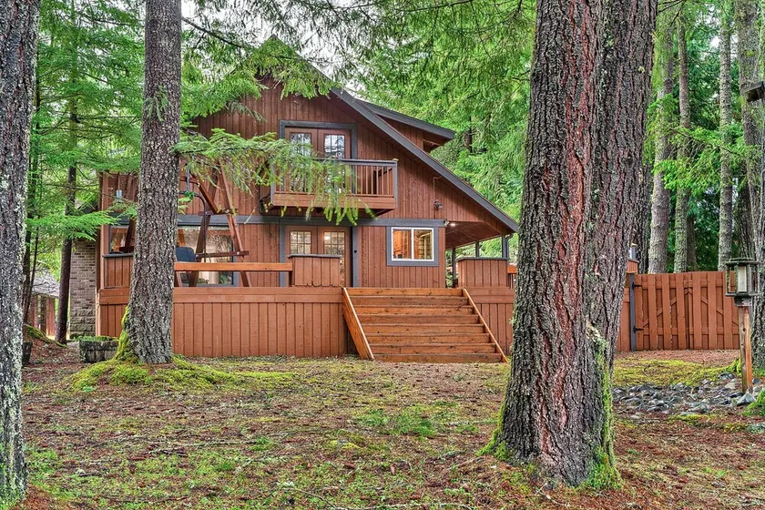 Alpen Bliss Chalet - Image 1