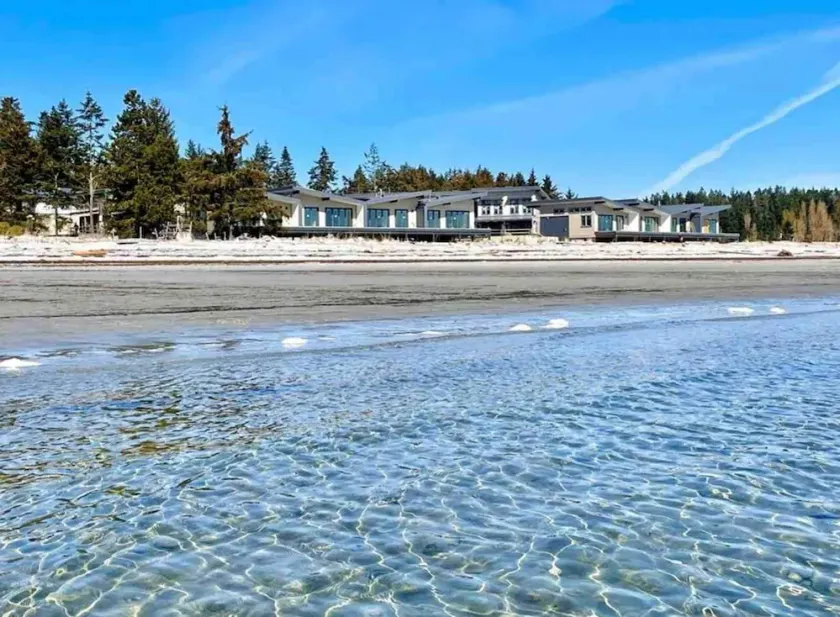 Ocean Peak Retreat at Saratoga Beach - Comox Valley's newest beachfront resort! - Image 1