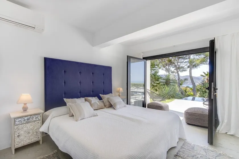 Villa con griglia, piscina privata e terrazza | Vista sull'acqua - Image 1
