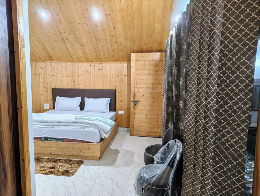 Blue Sheep Resort & Restaurant  - Image 1