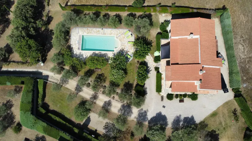 Villa au Pied du Ventoux... Piscine Chauffée, Transats, Wi-Fi, Linges de Maison - Image 1