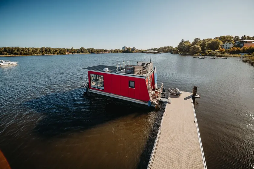 Enola, a riverside loft on Lake Röblin in Fürstenberg/Havel - Image 1