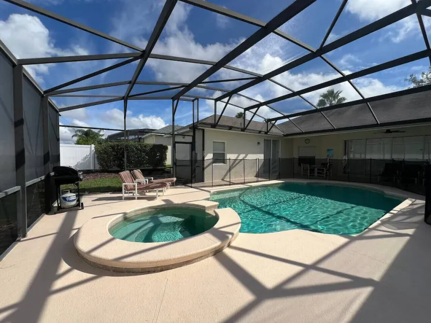 AMERIKANSKE MANOR: Pool Home nær Disney, med gratis pool varme i West Haven - Image 1