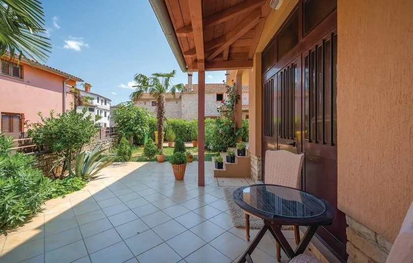 3 Bedroom Lovely Apartment In Rovinj - Image 1