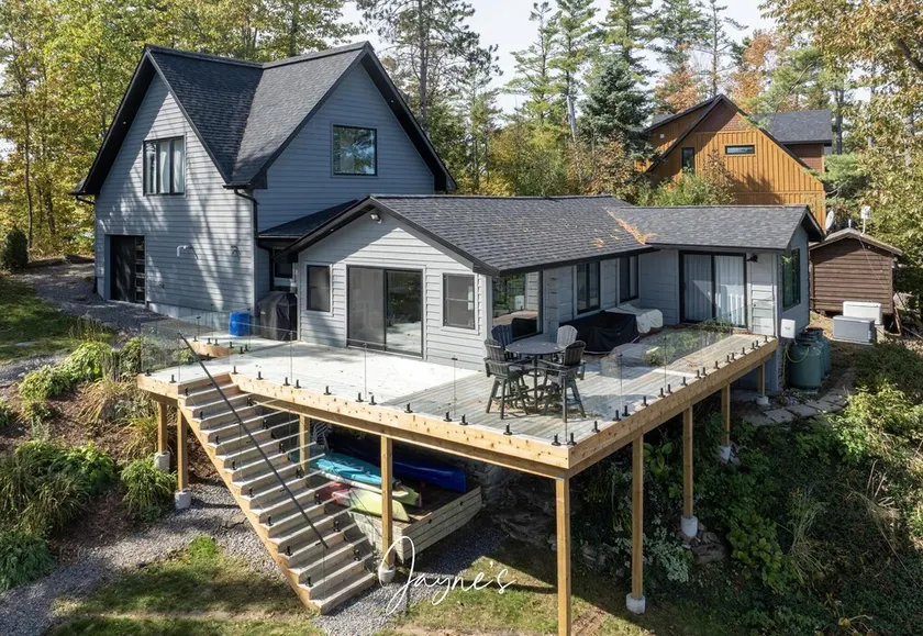 Atemberaubendes 5+ Schlafzimmer, 3 Badezimmer Cottage am südlichen Ende des Lake Muskoka! Ganztägig Sonne! - Image 1