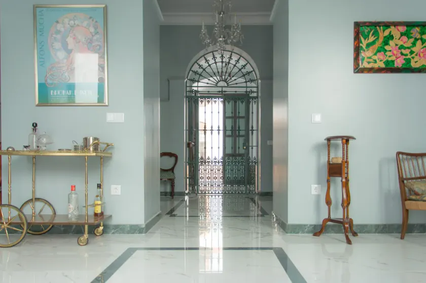 Elegant andalusian manor house with private pool - Image 1
