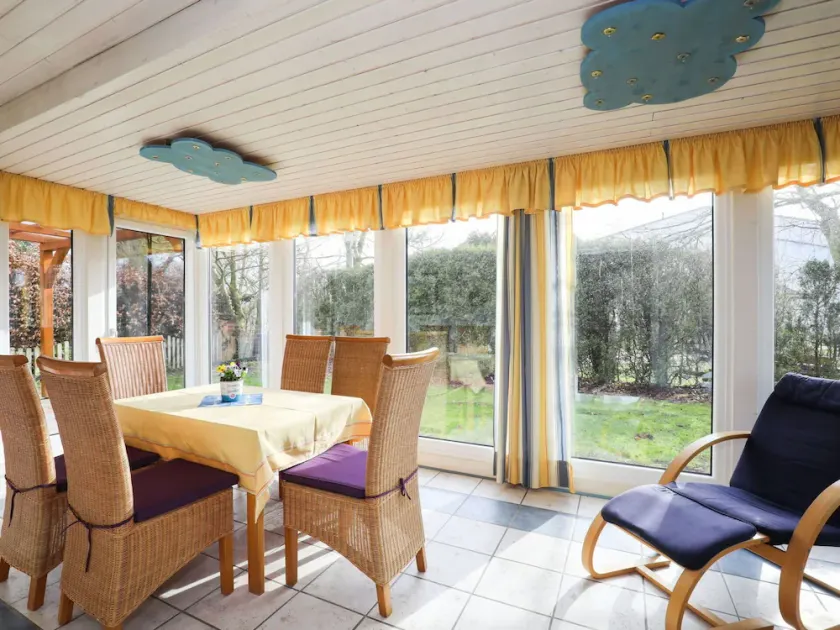 Bellissima villa indipendente per 5 ospiti con TV, patio e animali ammessi - Image 1