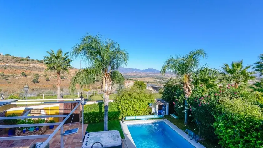 Villa Estrella Coín by Ruralidays - Image 1