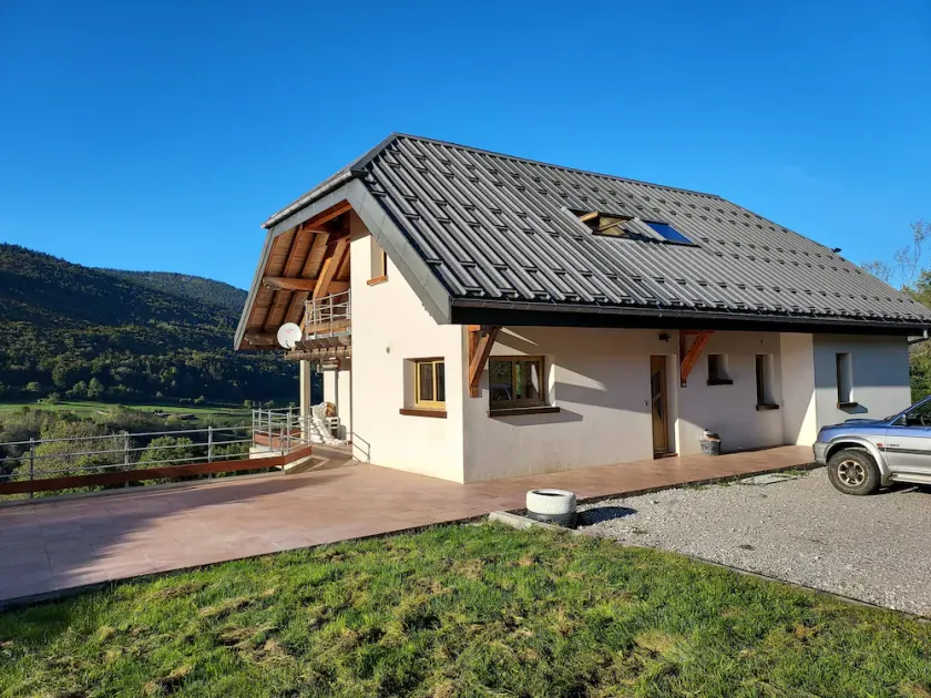 Spacious, bright house in the heart of the protected Bauges natural park - Image 1