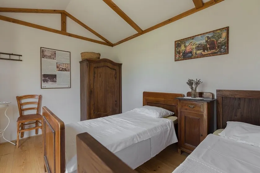 Small house \"BreadLady\" - Image 1
