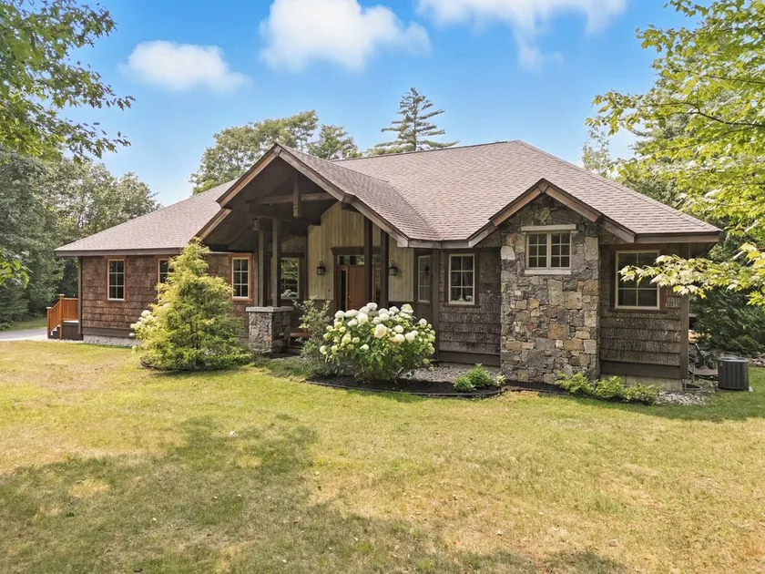 Moderne rustik lodge beliggende i De Hvide Bjerge og få minutter fra North Conway. - Image 1