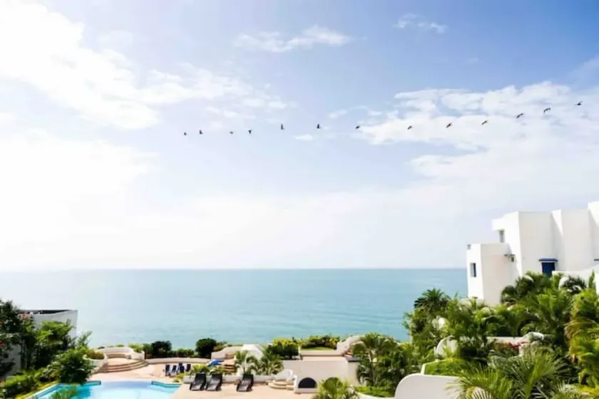 Suite with excellent view near the beach WI-FI - Image 1