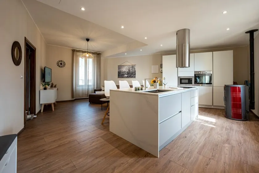 Modern apartment in Gravedona - Larihome A14 - Image 1