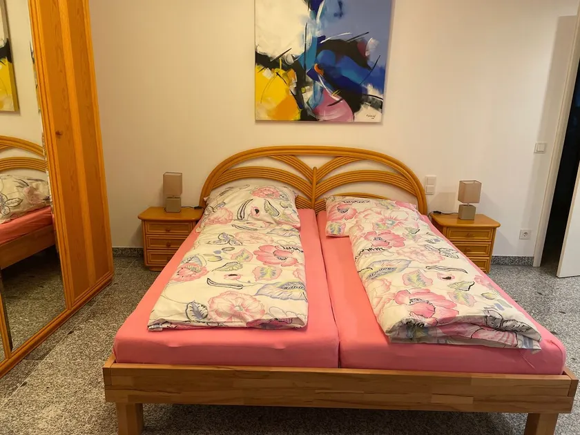 Souterrainzimmer im Grünen - Image 1