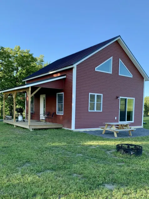 Clover Meadow Barn, close to Smugglers Notch and wedding venues - Image 1
