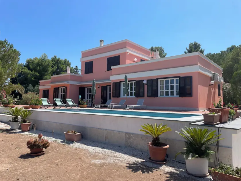 Villa de campagne avec vue panoramique sur Trani et sur la mer - Image 1