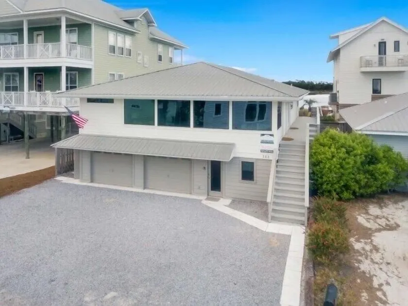 Eagles Nest Grayton Beach 6bed, 6.5bath pool,dock,playroom, close to Beach - Image 1