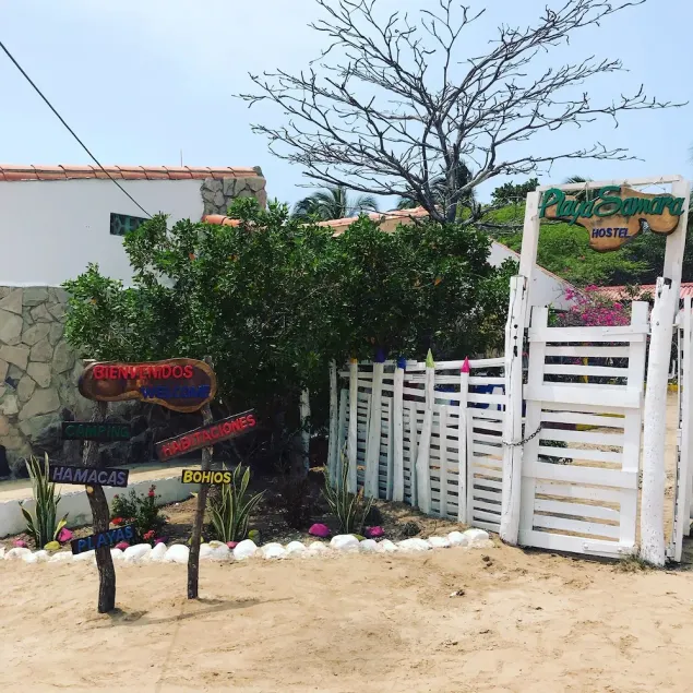 Playa Samara Hostel! - Image 1