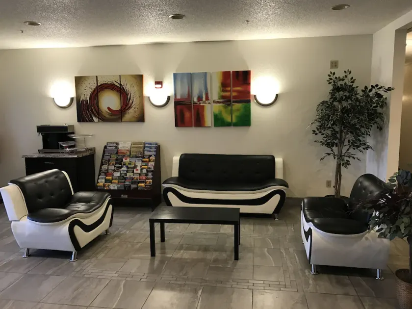 Sandalwood Studios & Suites - Image 1