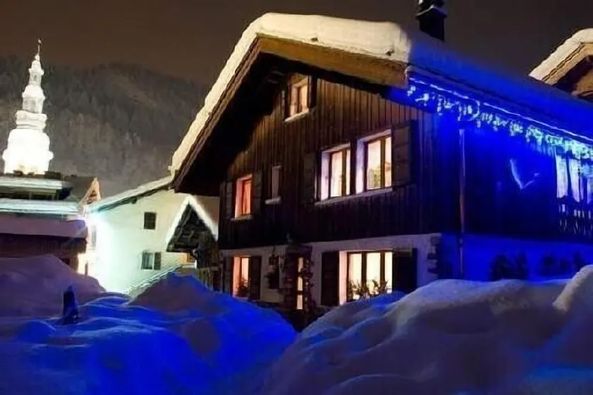Lejlighed i typisk Haute Savoie-landsby ved foden af skråningerne, La Clusaz - Image 1