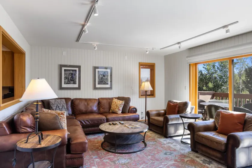 Utpost: Wind River 13 - Hot Tub & Pool Access! - Image 1