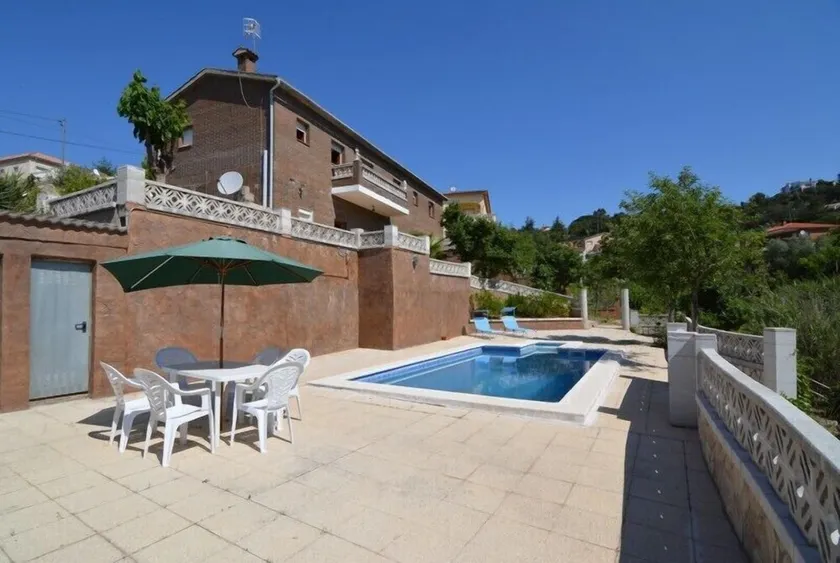 Club Villamar - Detached holiday villa Vidreres looks out over the forest – with wonderful privat... - Image 1
