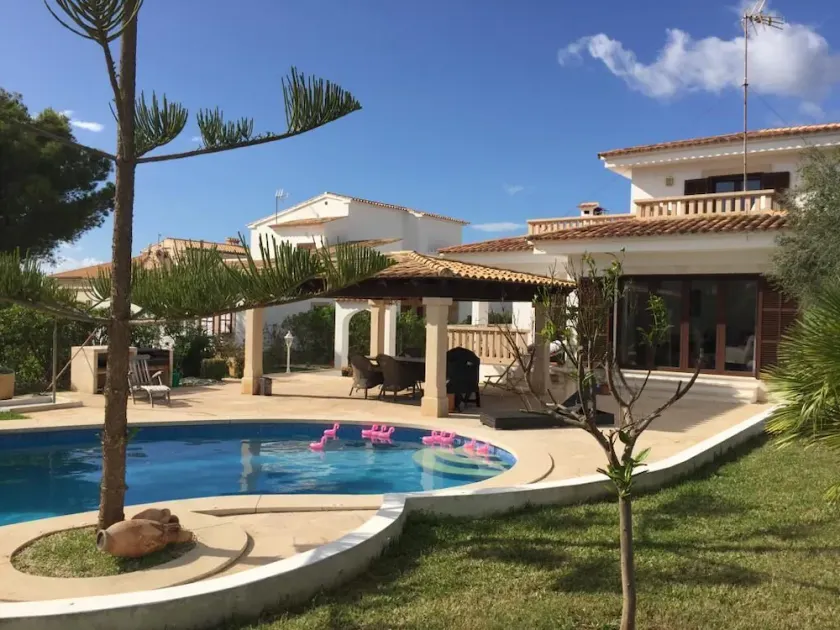 Großzügige Villa m.Pool,-sehr strandnah, familienfreundlich,W-LAN - Image 1