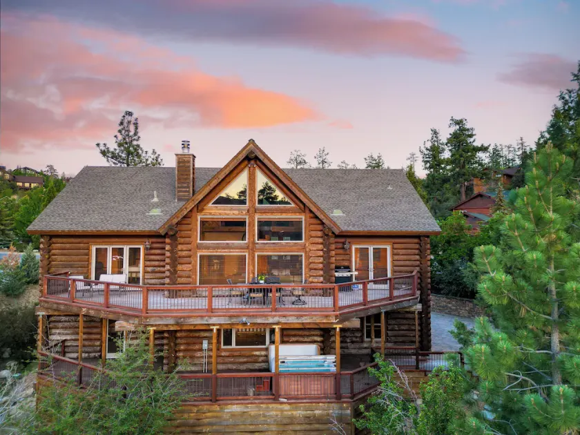 Eagle Ridge Retreat by AvantStay - Image 1