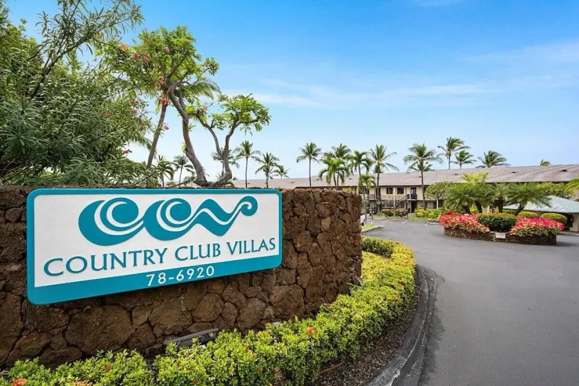 Very Clean, Beautiful Ocean and Sunset View, No Stairs, Longer Stay Discounts - Image 1