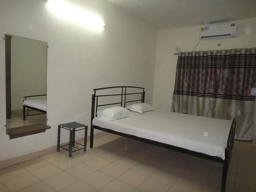 2BHK Fully Furnished AC Flat in Koregaon Park, Pune - Image 1