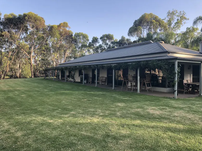 Pompoota Homestead on the River Murray - Image 1