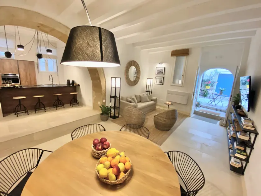 CharmSuites - charming flat in Ortigia - Image 1