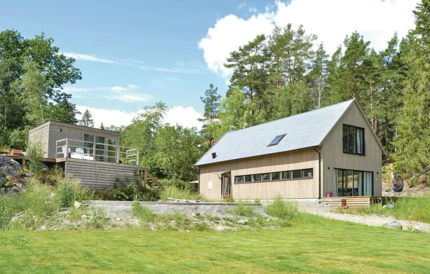 Smukt hjem i Muskö med køkken - Image 1