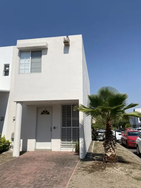 Pet Friendly Home in South Guadalajara - Image 1